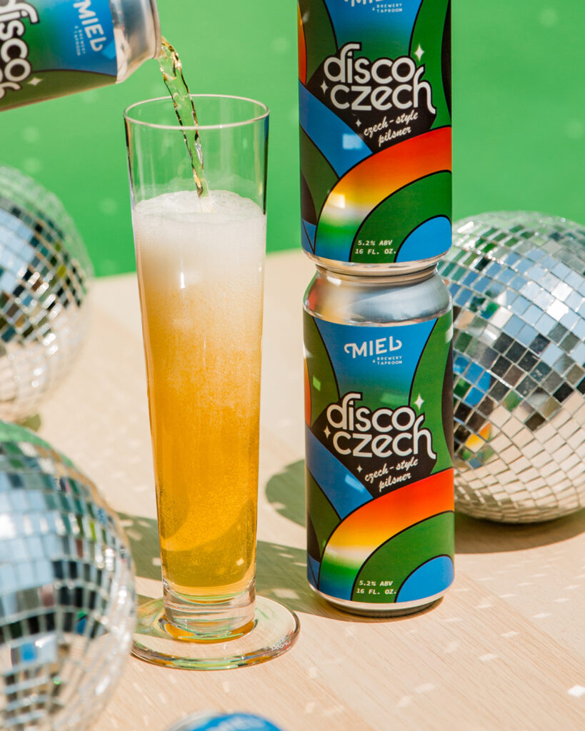 Disco Czech 16-oz-can mock up and glassware
