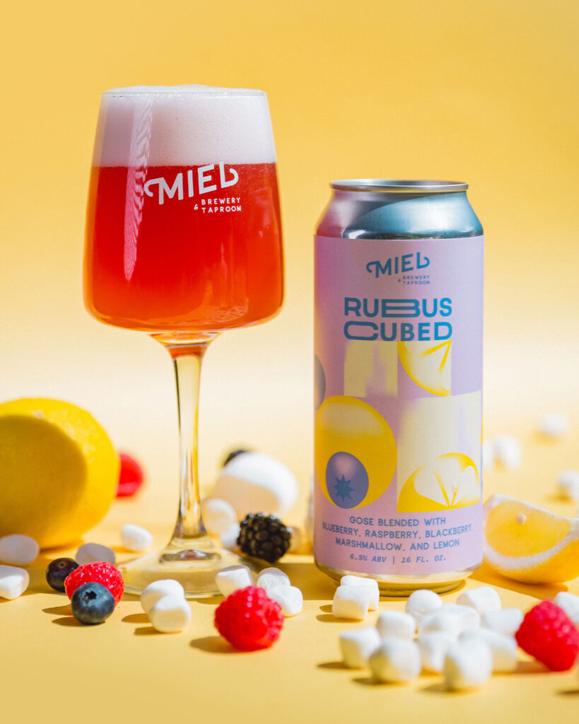Rubus Cubed 16-oz can mock up and glassware