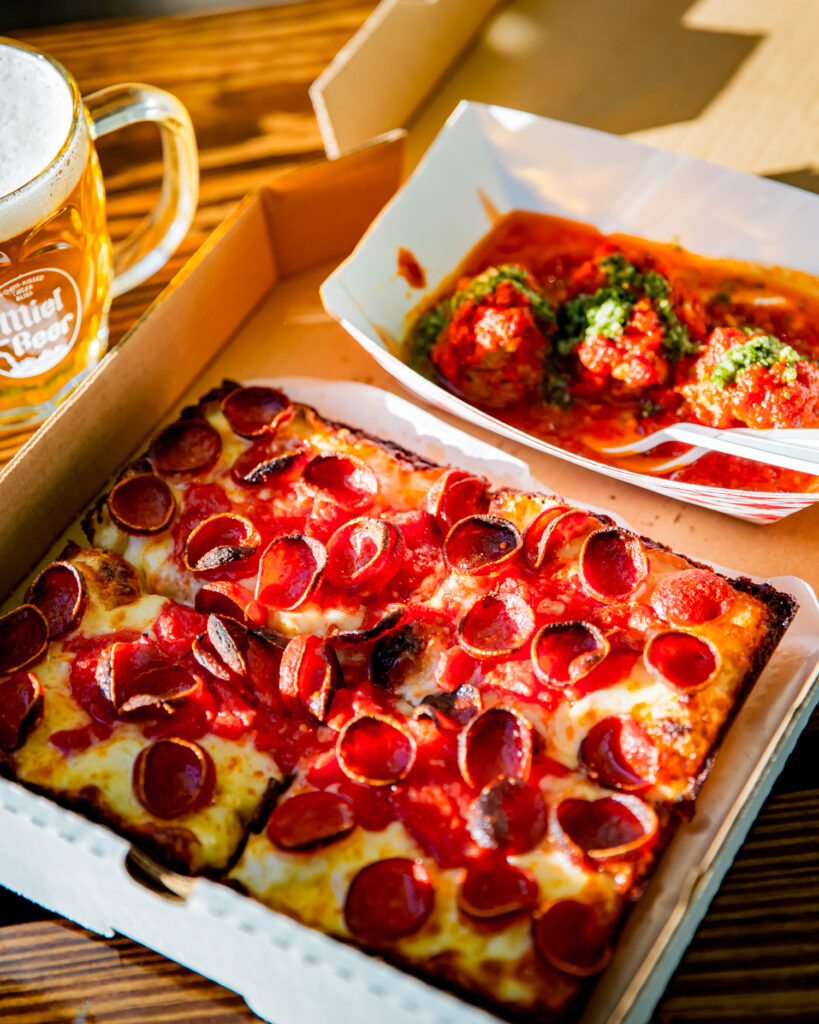 Hi-Tide-Pizza-Miel-Brewery_website.jpg